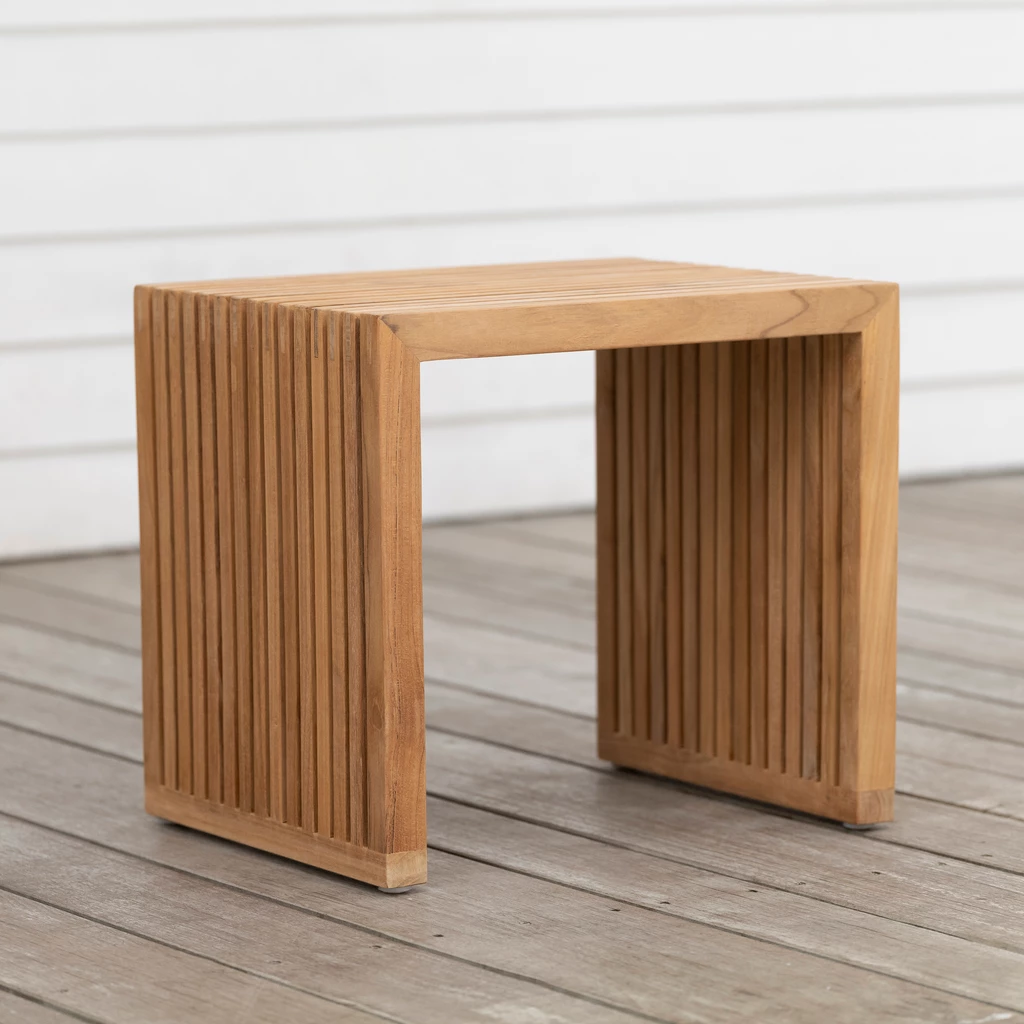 Teakhocker Vinklet