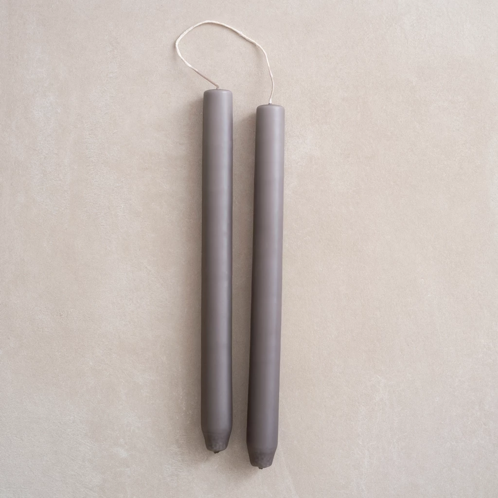 Ester & Erik zylindrische Kerzen Dark Zinc Grey 4er-Set