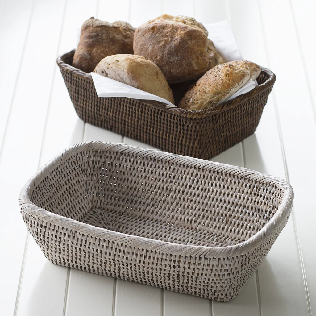Kleiner Brotkorb Rattan Hell