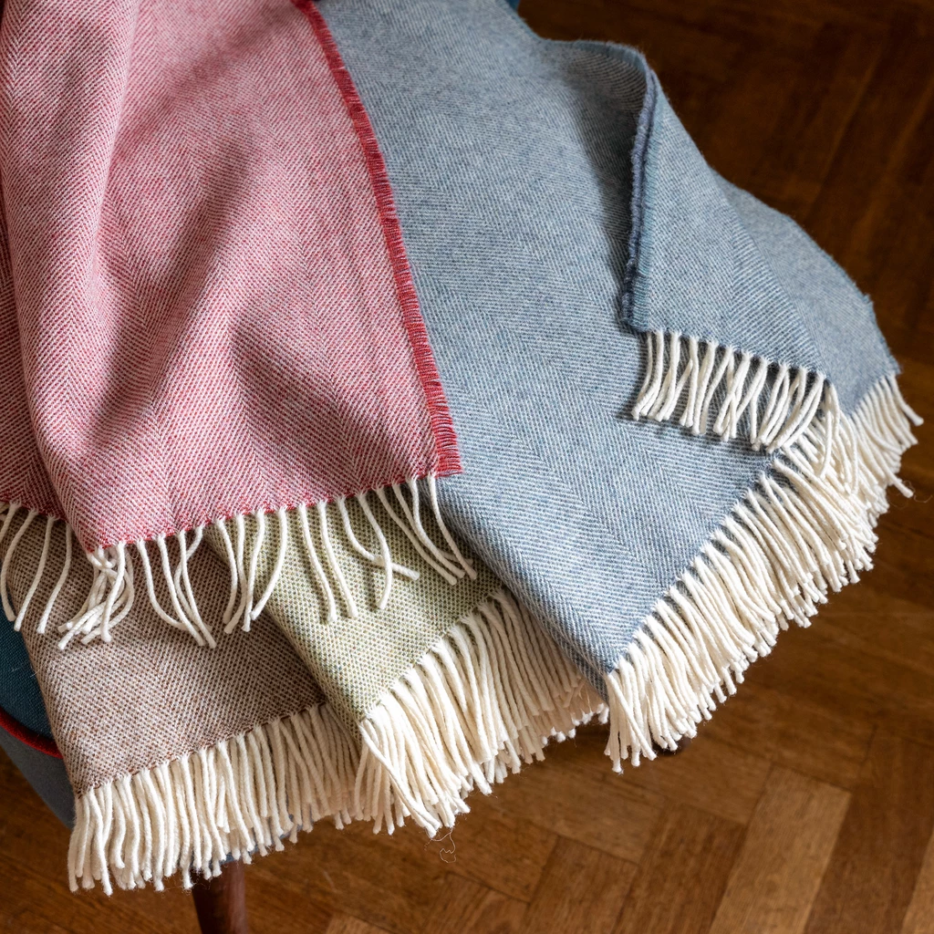 McNutt X Torquato Merino-Wolldecke Red