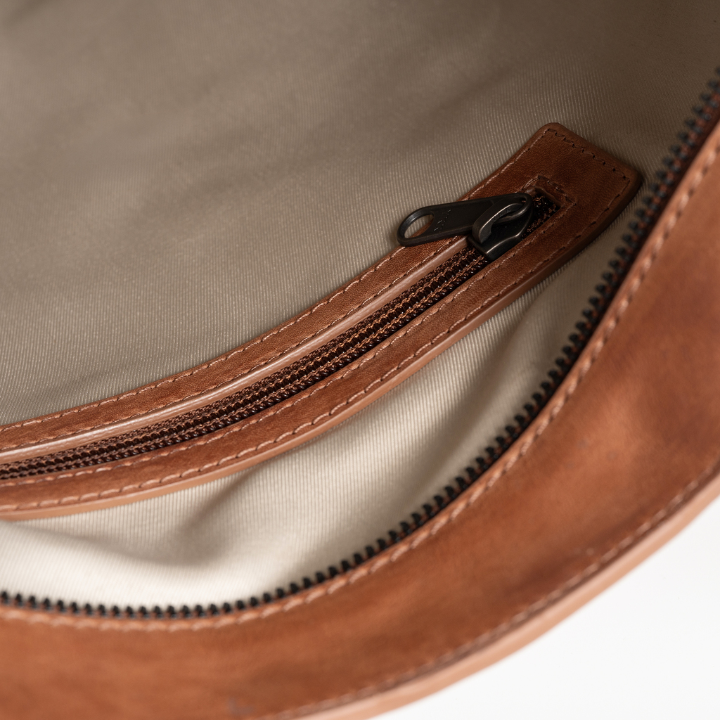 leder_tote_bag_bisset_1 leder_tote_bag_bisset_1