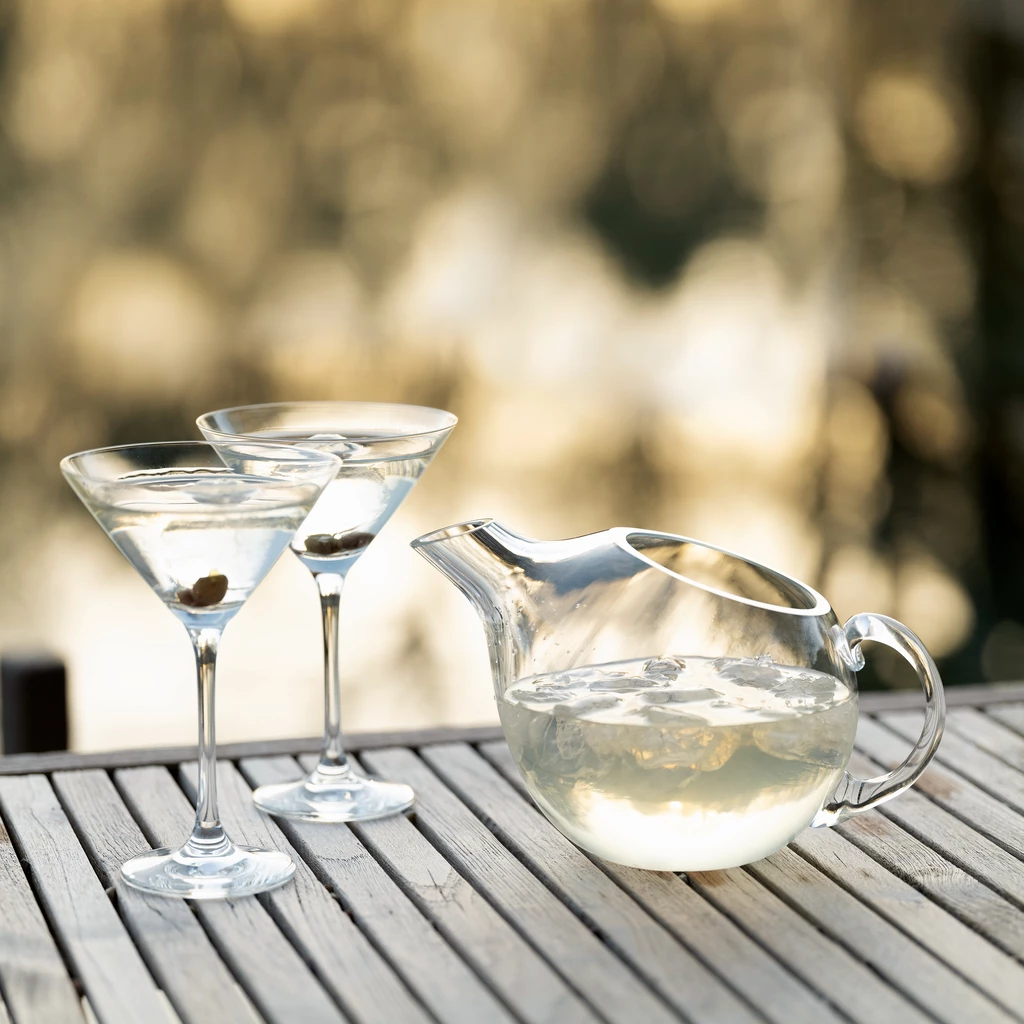 Vicke Lindstrand 1934: Orrefors Martini Pitcher Mingus