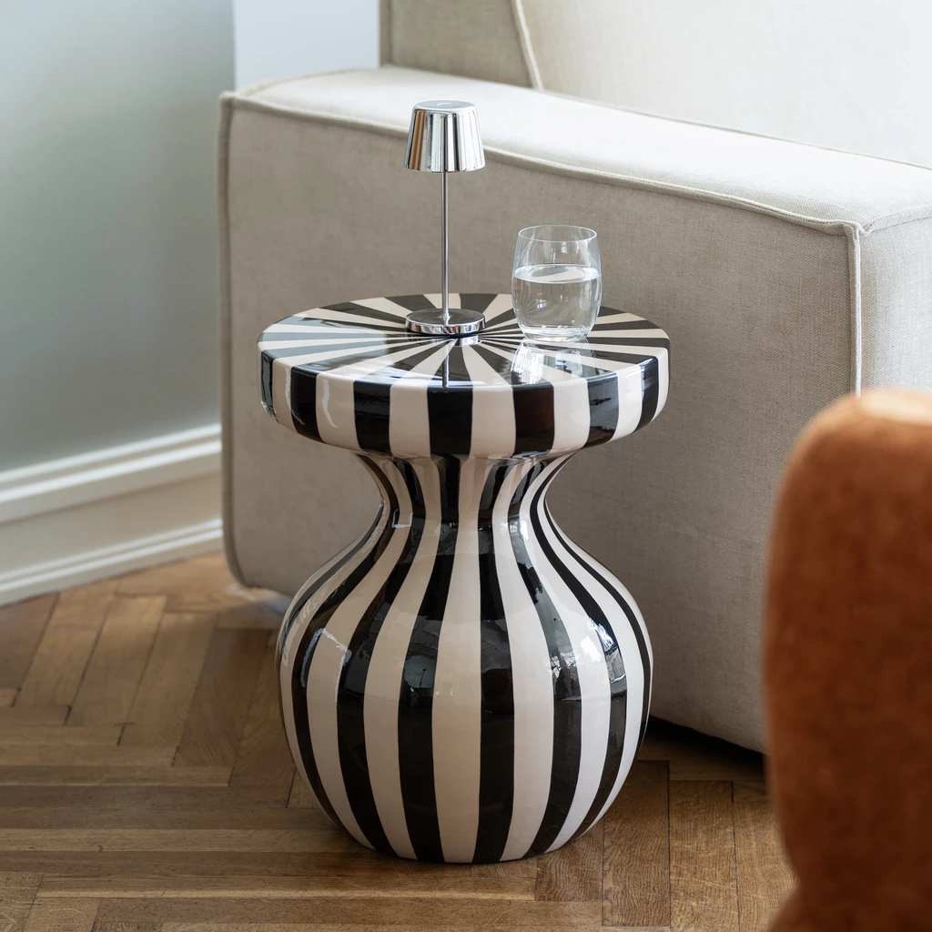 Beistelltisch und Hocker Striped Mushroom