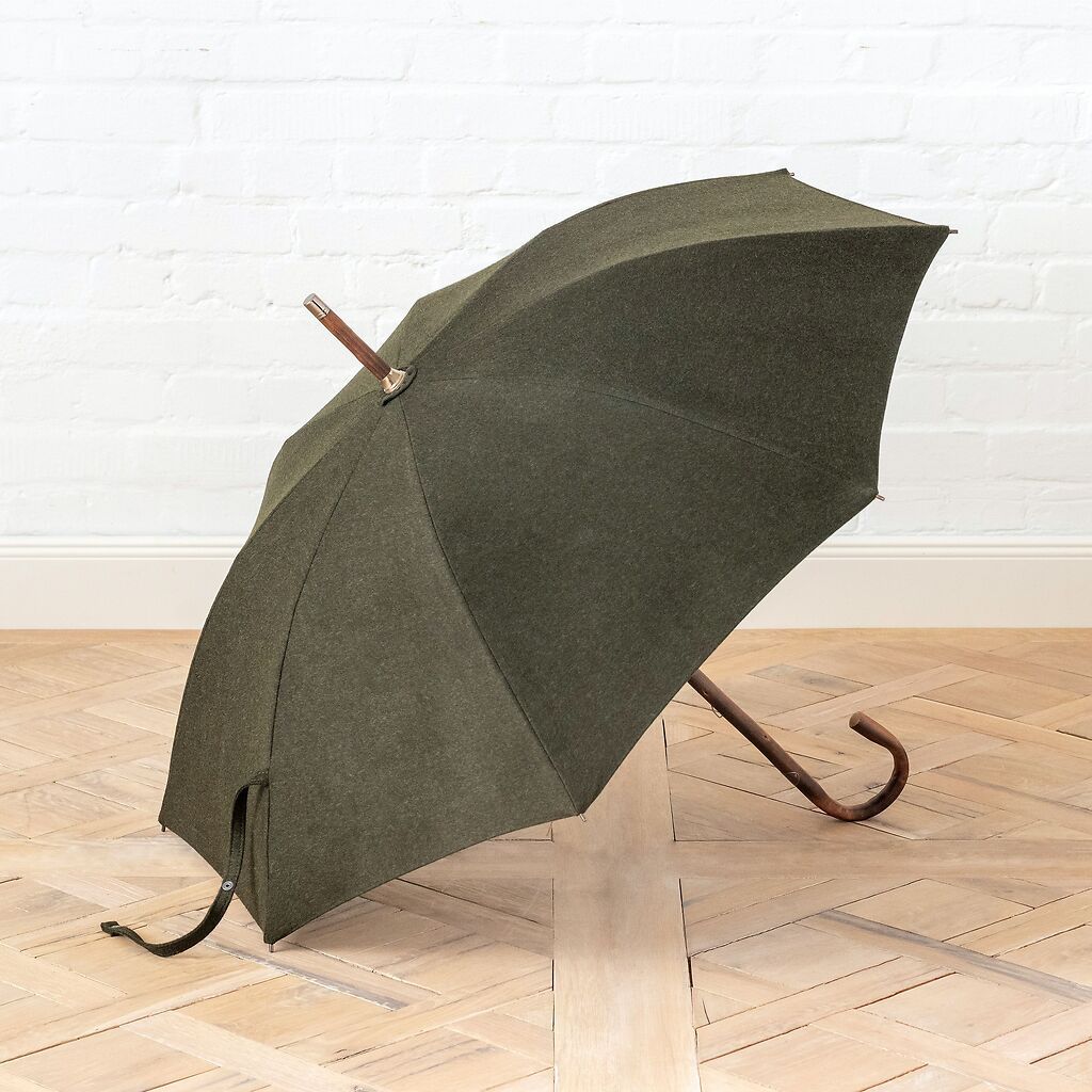 schwarz mit Borte Regenschirm Doppler Kastanie Baumwolle Zürs