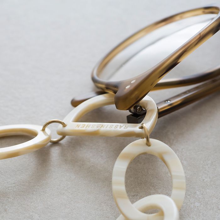 Brillenkette mit D-Ring Pearl White